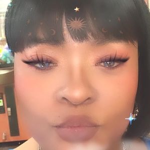 Meet your Posher, Bertha